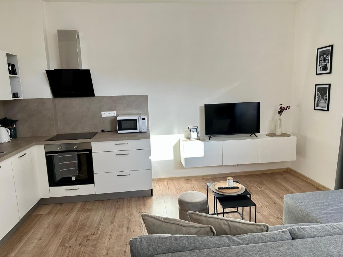 Apartman U Vystaviste オロモウツ エクステリア 写真
